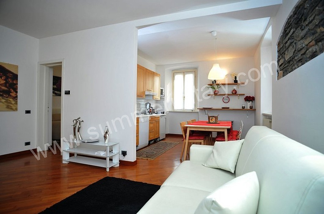 Appartamento gonzalo: appartamento ammobiliato in como, italy