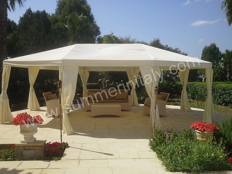 Villa lippia b: appartamento ammobiliato in tuglie, puglia, italy Gazebo in muratura
